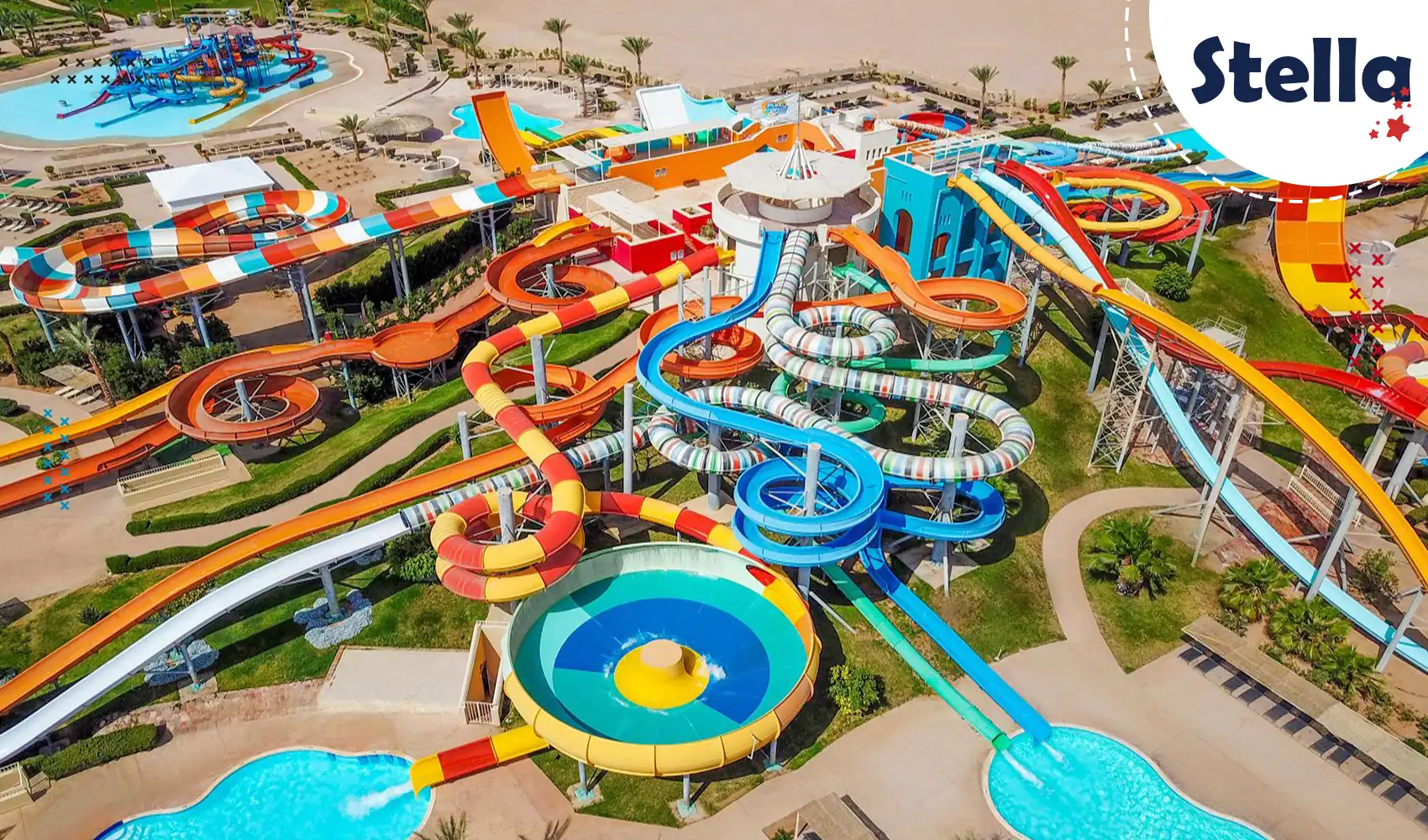 Spetterplezier voor jong en oud in Makadi Water World – het grootste waterpark bij Hurghada vol glijbanen en zwembaden.
